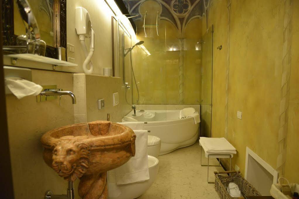Relais Castello Bevilacqua المظهر الخارجي الصورة